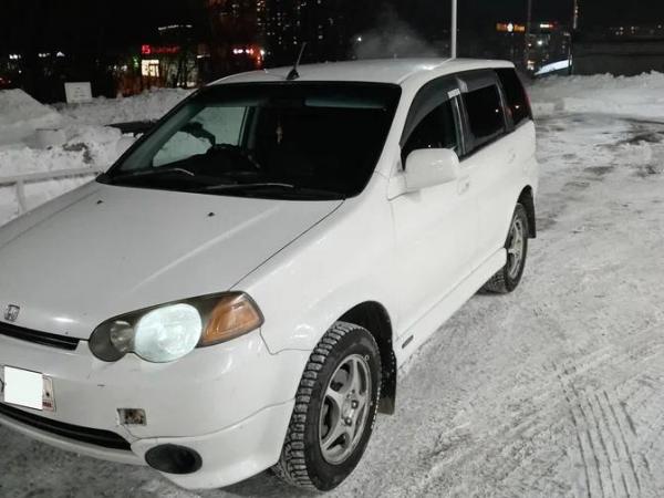 Honda HR-V, 2000 год выпуска с двигателем Бензин, 620 000 RUB в г. Новосибирск