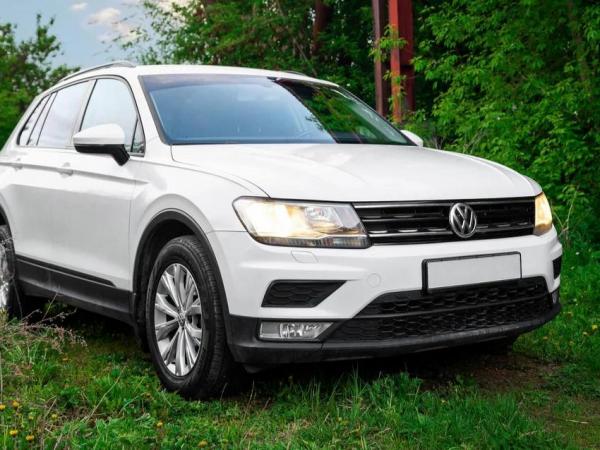 Volkswagen Tiguan, 2017 год выпуска с двигателем Бензин, 3 200 000 RUB в г. Челябинск