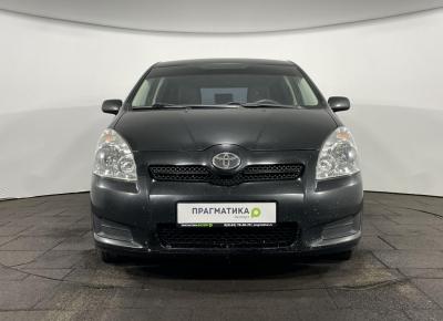 Фото Toyota Corolla Verso