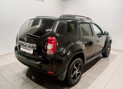 Фото Renault Duster