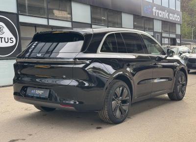 Фото LiXiang L6