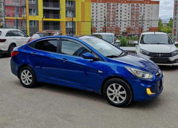 Hyundai Solaris, 2012 год выпуска с двигателем Бензин, 500 000 RUB в г. Казань