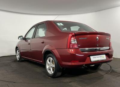 Фото Renault Logan
