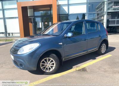 Фото Renault Sandero