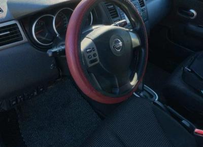 Фото Nissan Tiida