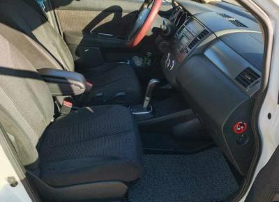 Фото Nissan Tiida