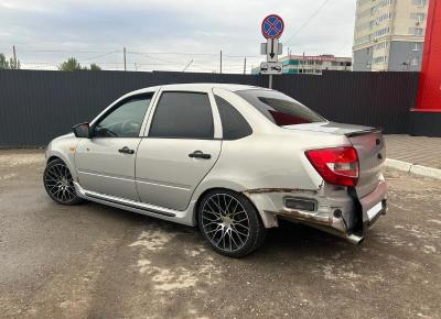 Фото LADA (ВАЗ) Granta