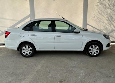 Фото LADA (ВАЗ) Granta