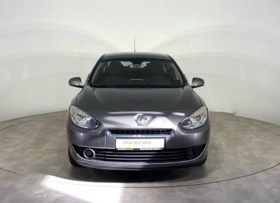 Фото Renault Fluence