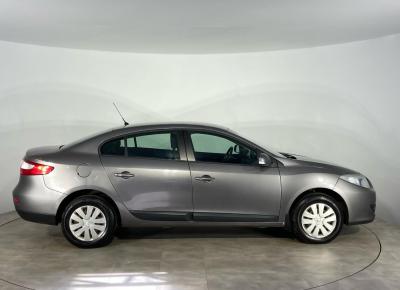 Фото Renault Fluence