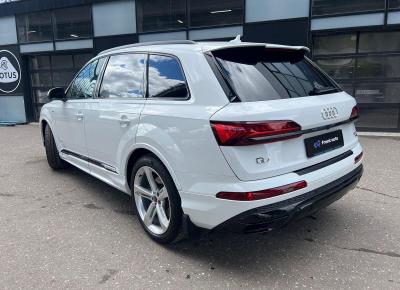 Фото Audi Q7