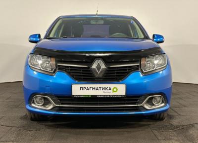 Фото Renault Logan