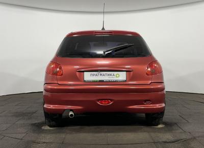 Фото Peugeot 206