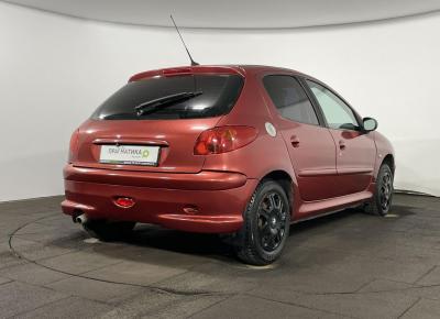 Фото Peugeot 206