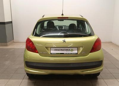 Фото Peugeot 207