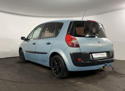 Фото Renault Scenic