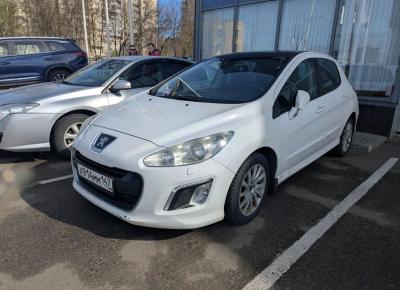 Фото Peugeot 308