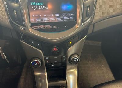 Фото Chevrolet Cruze