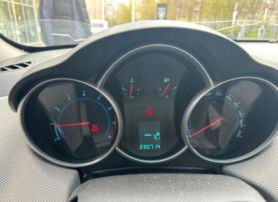 Фото Chevrolet Cruze