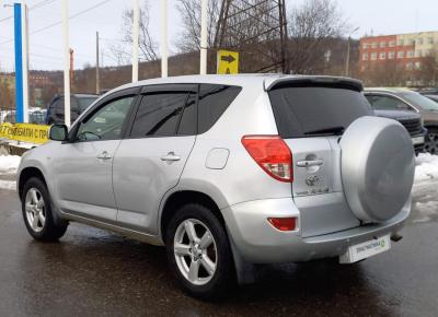 Фото Toyota RAV4