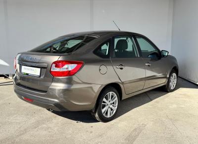 Фото LADA (ВАЗ) Granta
