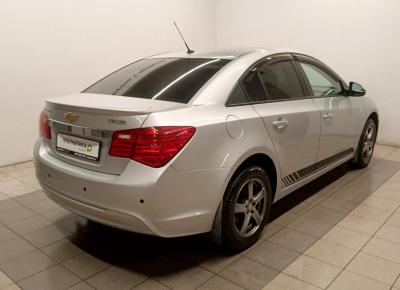 Фото Chevrolet Cruze