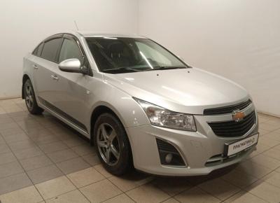 Фото Chevrolet Cruze