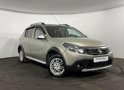 Фото Renault Sandero
