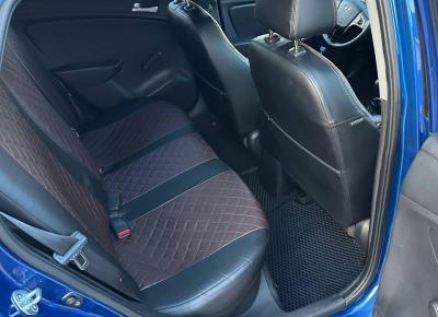 Фото Hyundai Solaris
