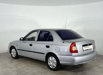 Фото Hyundai Accent