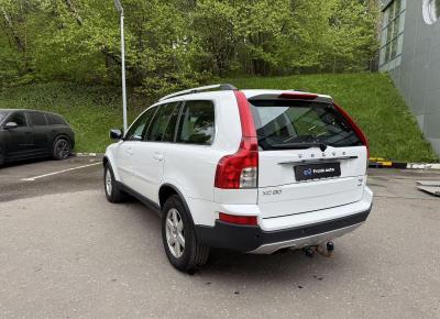 Фото Volvo XC90