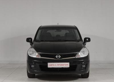 Фото Nissan Tiida
