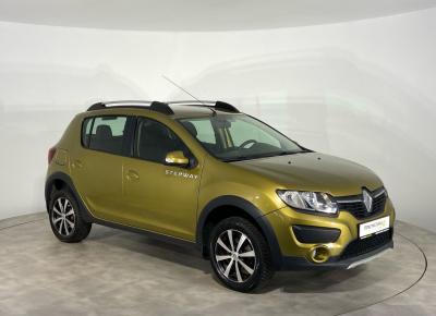 Фото Renault Sandero