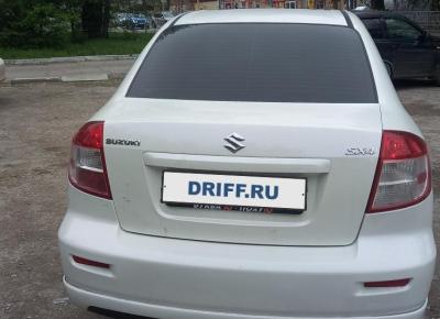Фото Suzuki SX4