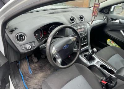 Фото Ford Mondeo