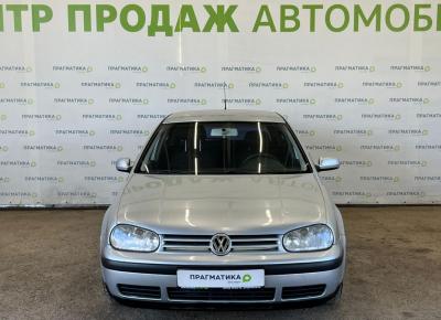 Фото Volkswagen Golf