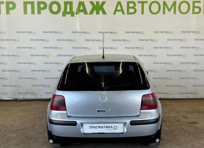 Фото Volkswagen Golf