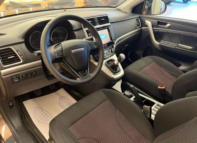 Фото Haval H6