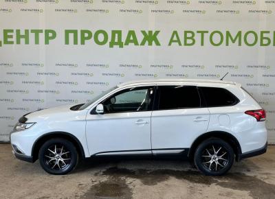 Фото Mitsubishi Outlander