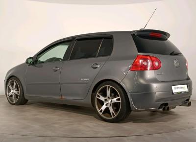 Фото Volkswagen Golf