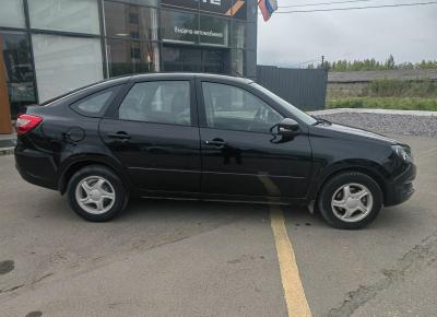 Фото LADA (ВАЗ) Granta