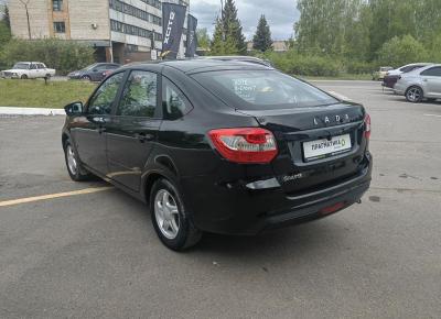 Фото LADA (ВАЗ) Granta