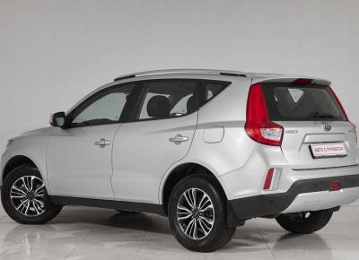 Фото Geely Emgrand X7