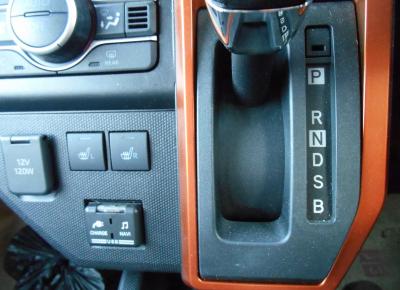 Фото Daihatsu Taft