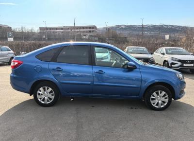 Фото LADA (ВАЗ) Granta