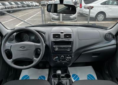 Фото LADA (ВАЗ) Granta
