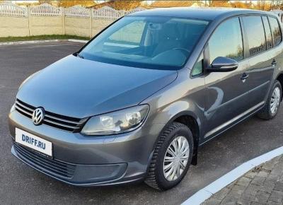 Фото Volkswagen Touran