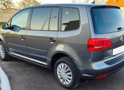 Фото Volkswagen Touran