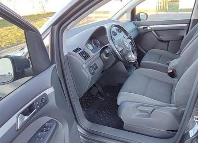 Фото Volkswagen Touran