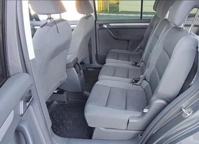 Фото Volkswagen Touran